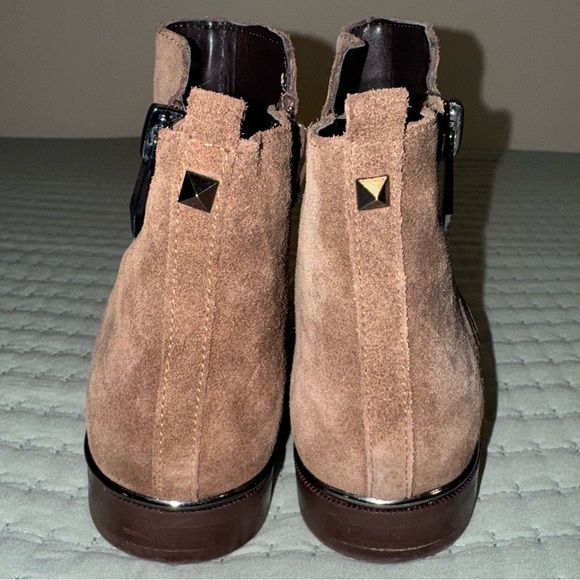 Marc Fisher Brown Suede Ankle Boots - Picture 4 of 13